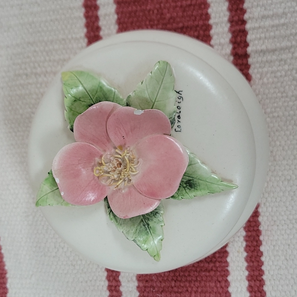 Fable Canada Pottery Trinket Box